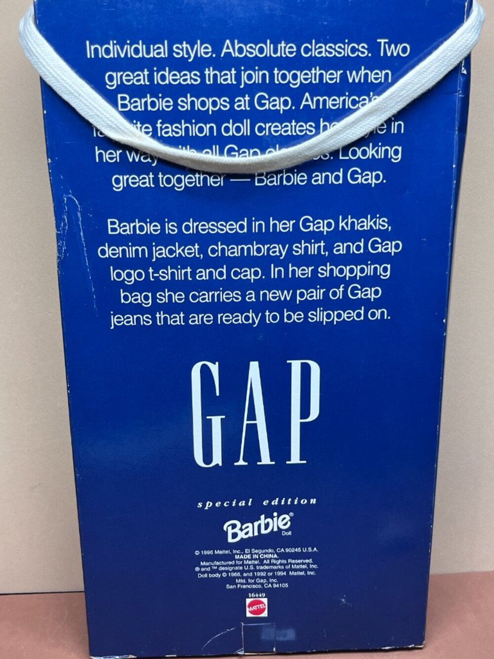 BARBIE GAP Special Edition 1996 Mattel Sealed Box with Minor Wear - Picture 3 of 9
